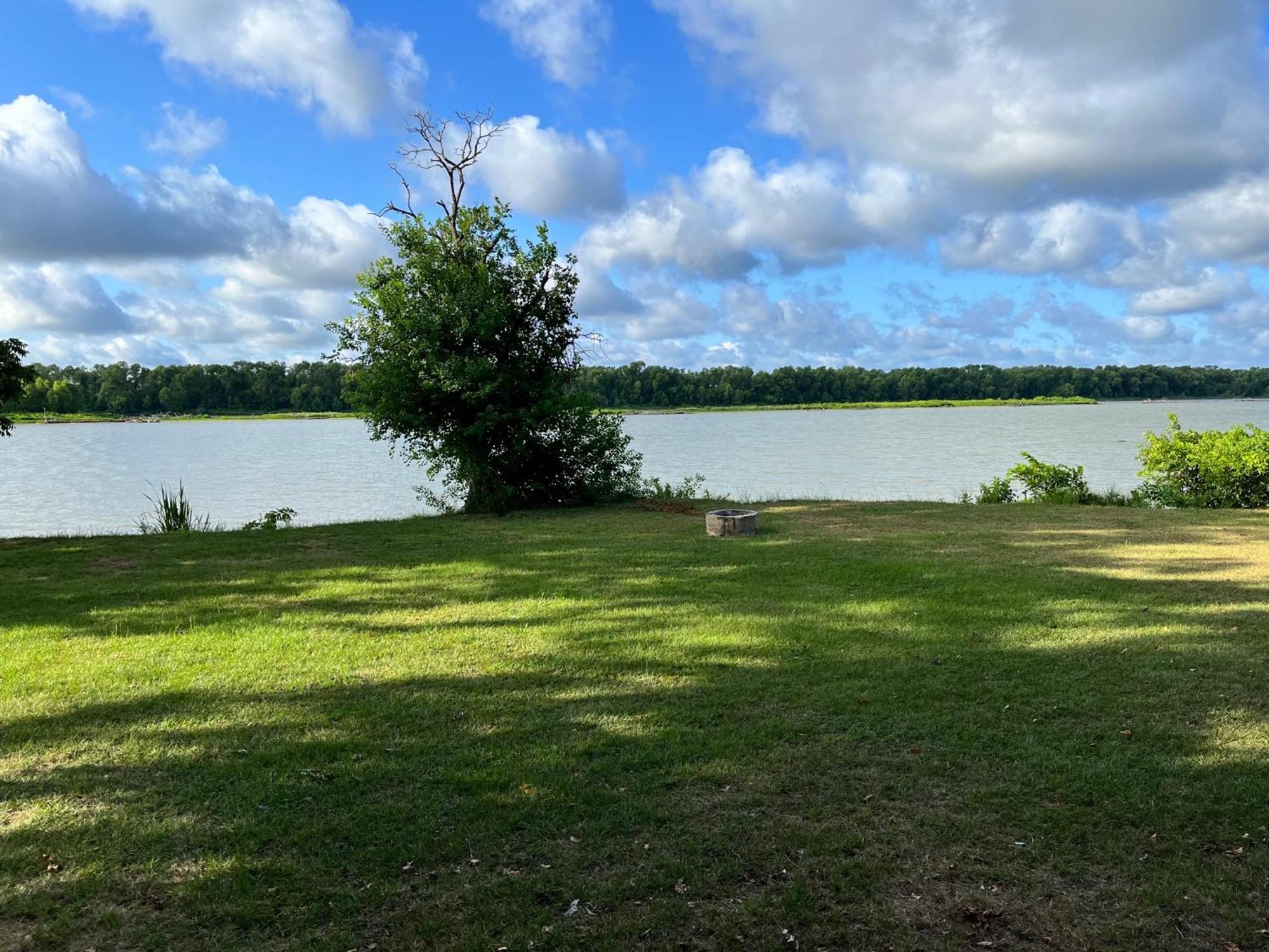 Outback Campground And Marina Trinity Екстериор снимка