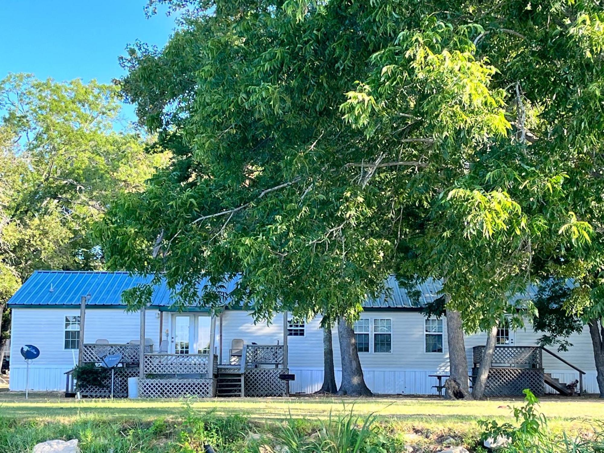 Outback Campground And Marina Trinity Екстериор снимка